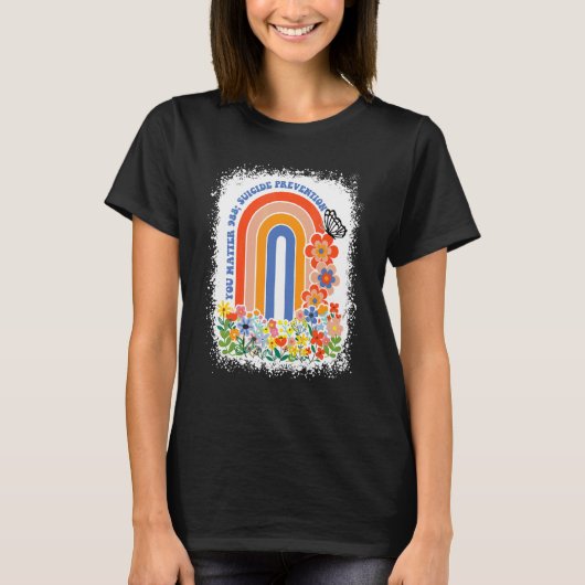 Rainbow You Matter 988自殺防止待ち時間 Tシャツ (正面)