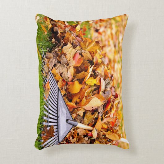 Rakeを使用した紅葉 アクセントクッション (正面(垂直))
