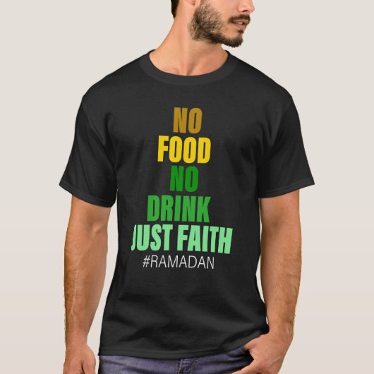 Ramadan Kareem 2023 Islamic Fasting Outfit for Men Tシャツ (正面)