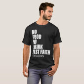Ramadan Kareem 2023 Islamic Fasting Outfit for Men Tシャツ (正面フル)