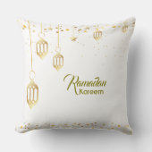 Ramadan Lanterns and Confetti Throw Pillow クッション (正面)