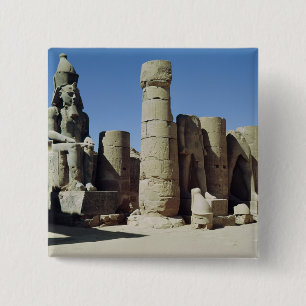 Ramesses IIのつけられていた彫像 缶バッジ