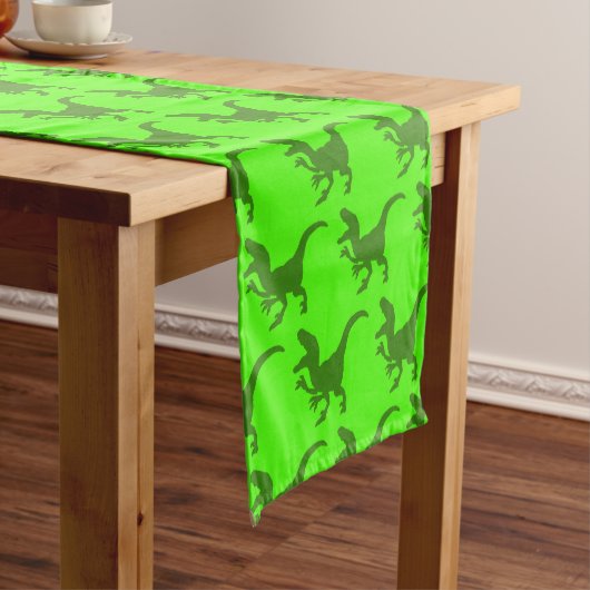 Rampaging Dinosaurs Table Runner ミディアムテーブルランナー (インサイチュ)