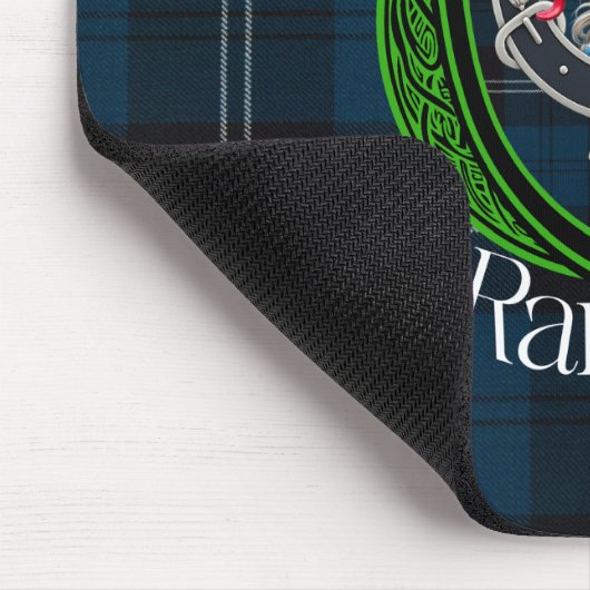 Ramsay Scottish Clan Tartan and Crest  マウスパッド (コーナー)