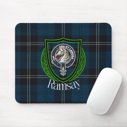 Ramsay Scottish Clan Tartan and Crest  マウスパッド (マウス)