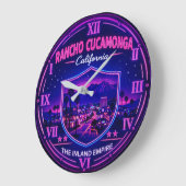 Rancho Cucamonga California ラージ壁時計 (傾斜)