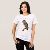 “Randolph” - 見守る静寂、フクロウの肖像 トライブレンドTシャツ (正面全面)