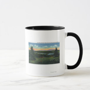 Rangeleyの村場面を見落とす領域の丘 マグカップ