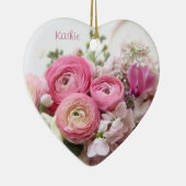 ranunculus、他の春の花のハートのオーナメント セラミックオーナメント (右)