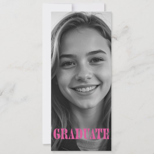 Raspberry Pink Modern Graduation Announcement Card 招待状 (正面)