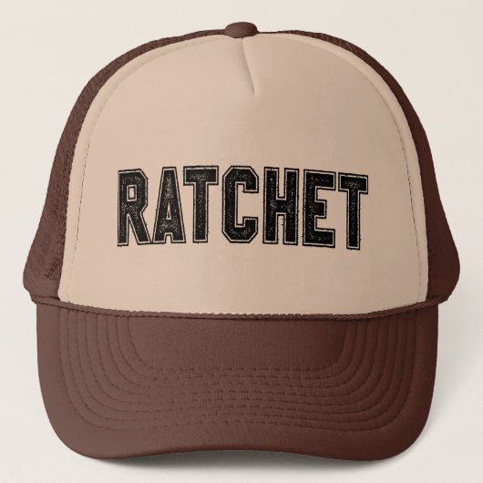 RATCHET Distressed Varsity Print Trucker Hat キャップ (正面)