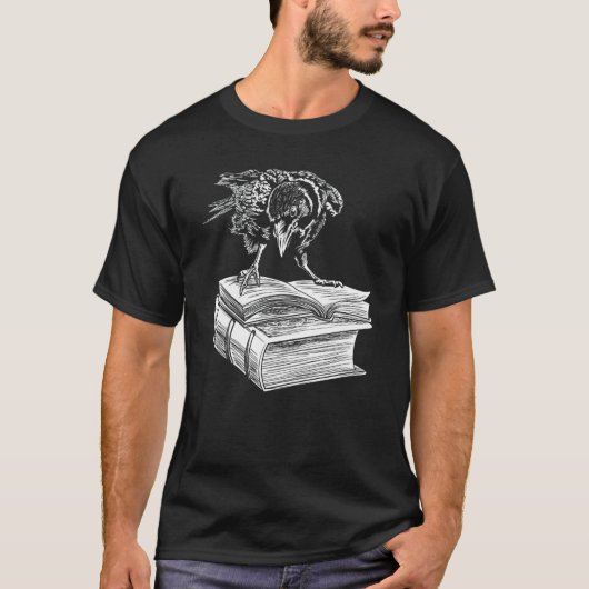 Raven Crow Book Aesthetic Dark Academia Bookworm Tシャツ (正面)