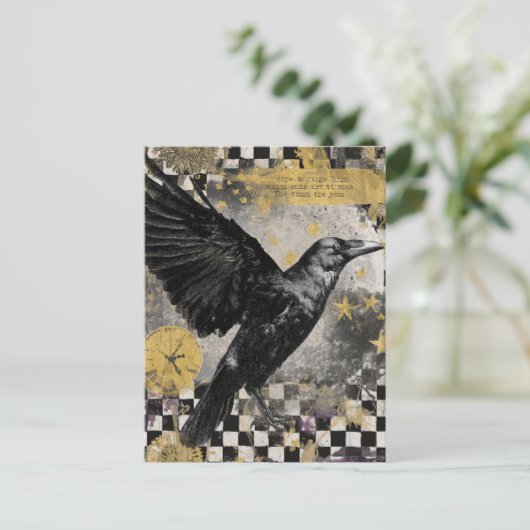Raven Mixed Media Collage ポストカード (スタンド正面)