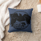 Raven Pillows First Nations Raven Art Pillows クッション (ブランケット)
