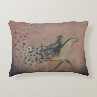 Raven Wind Accent Pillow アクセントクッション