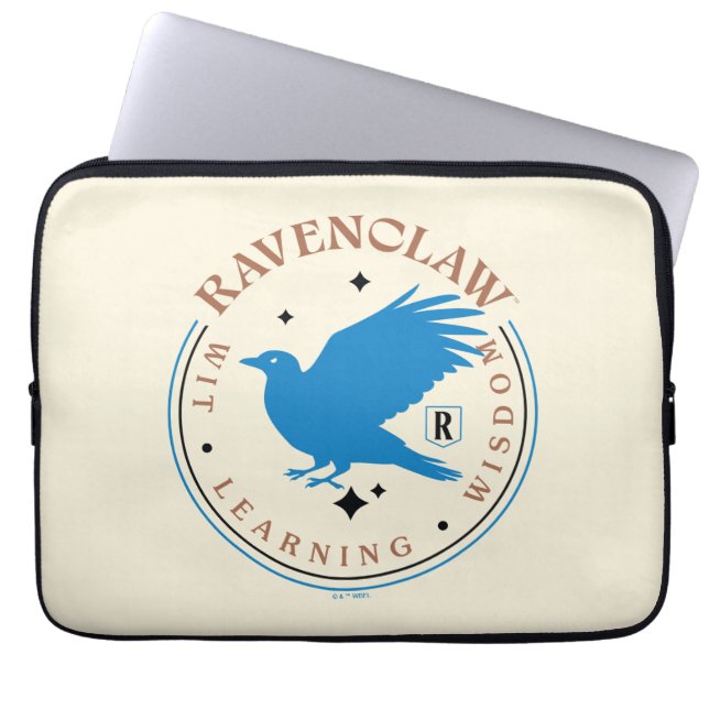 RAVENCLAW™ブルーイーグルハウスプライドバッジ ラップトップスリーブ (正面)