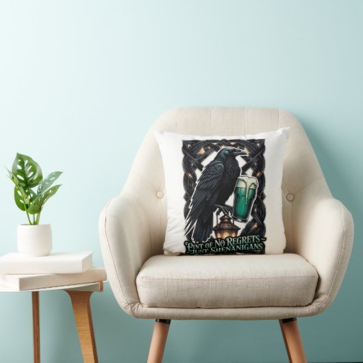 Raven's Shenanigans Emerald Pint Tee クッション (椅子)