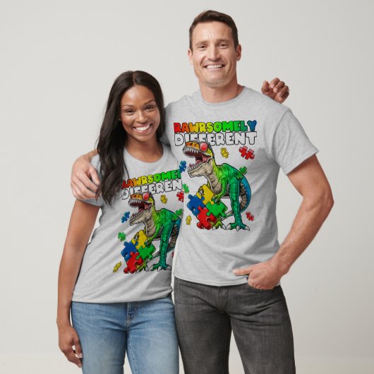 Rawrsomely different dinosaur autism awareness top tシャツ (ユニセックス)