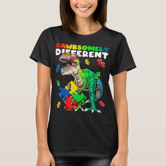Rawrsomely different dinosaur autism awareness top tシャツ (正面)