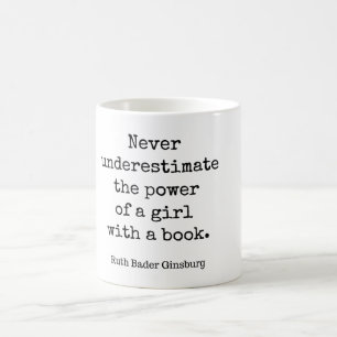 RBG、 本を持つ女の子の力は過小評価しないで コーヒーマグカップ