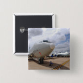 RC-135V/Wリベット接合機 缶バッジ (正面&裏面)