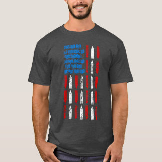Reading books American Flag 4th of July Men Women  Tシャツ