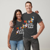 Reading is out of this World Space Book Lover Teac Tシャツ (ユニセックス)