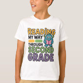 Reading My Way Through Second Grade Monster  Tシャツ (正面)