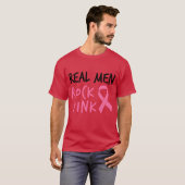 Real Men Rock Pink Fighting Breast Cancer Tシャツ (正面フル)