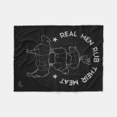 Real Men Rub Their Meat Bbq Smoker Master  フリースブランケット (正面(横))
