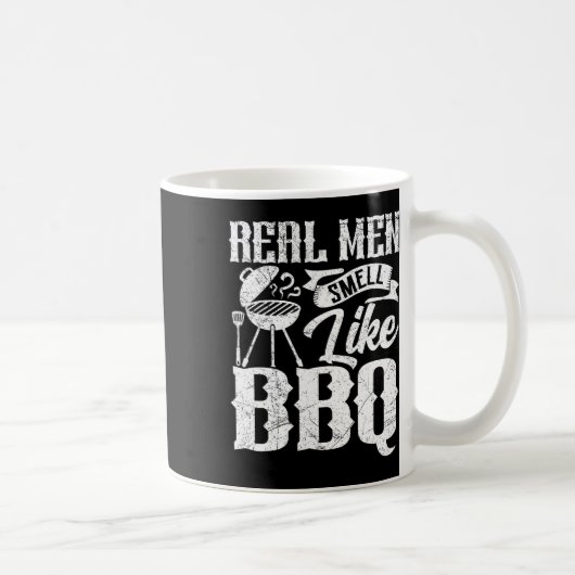 Real Men Smell Like Byrbecue Bbq Smoker Byrbecue G コーヒーマグカップ (右)