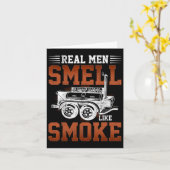 Real Men Smell Like Smoke - Bbq Smoker Grilling  カード (黄色い花)