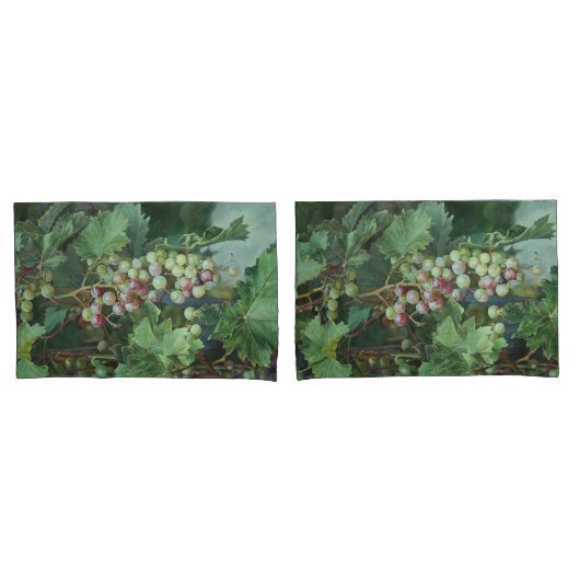 Realistic Grape Vine with Leaves – Fine Art 枕カバー (フロントセット)
