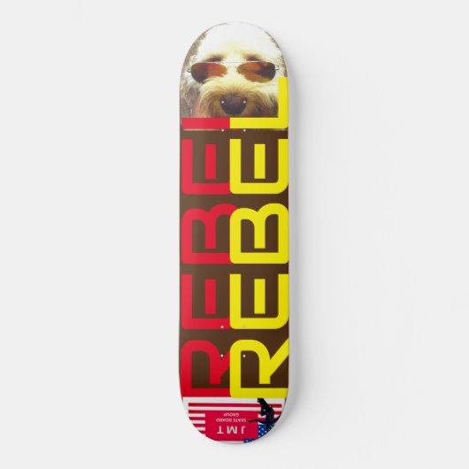 REBEL 8 1/4" スケートボードデッキ (正面)
