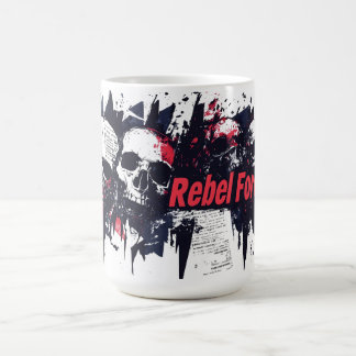 "Rebel Forever" - Edgyスカルグラフィックデザイン コーヒーマグカップ