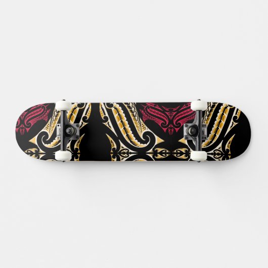 red&の黄色のマオリの伝統的なmokoのデザイン スケートボード (横)
