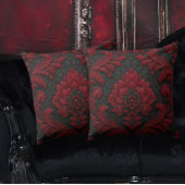 Red and Black Damask Patterned クッション