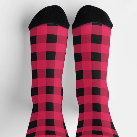 Red and Black Rustic Buffalo Plaid Check Patterned ソックス (上部)