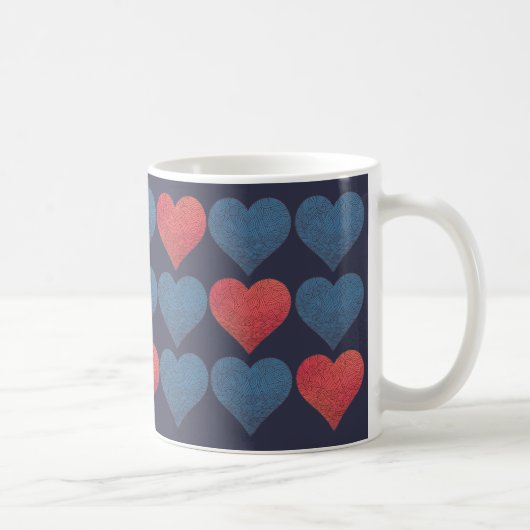 Red and Blue Patterned Hearts コーヒーマグカップ (右)