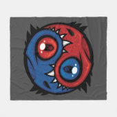 Red and Blue Yin Yang Dragons フリースブランケット (正面(横))