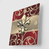 Red and Gold Filigree Swirls Fleur de Lis スクエア壁時計 (傾斜)
