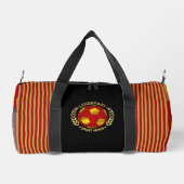 Red And Gold Striped Crest With Ball Pattern Desig ダッフルバッグ (裏面)