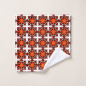 Red and orange geometric pattern Towel バスタオルセット (ウォッシュタオル)