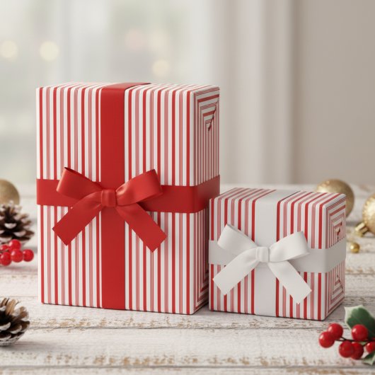 Red and White Candy Cane Pinstripe Pattern ラッピングペーパー