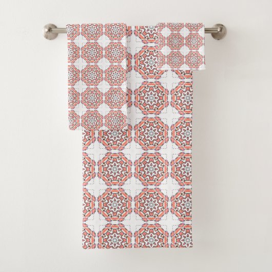 Red and white geometric patterned  バスタオルセット (インサイチュ)