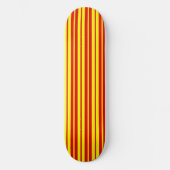 Red and Yellow Stripes Design スケートボード (正面)