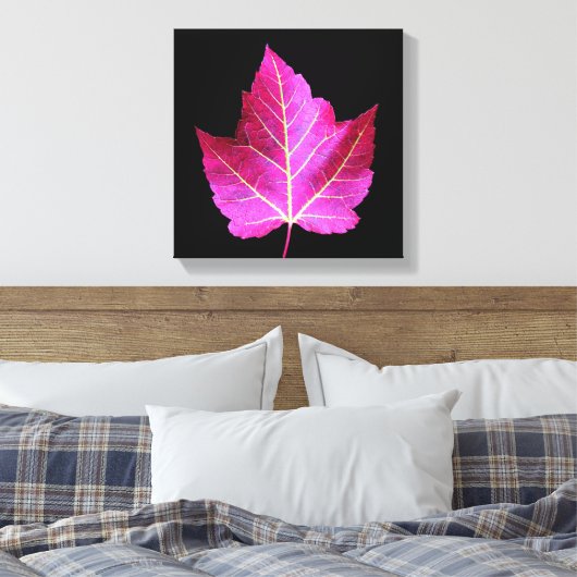 Red Autumn Maple Leaf on Black Floral キャンバスプリント (インサイチュ (寝室))