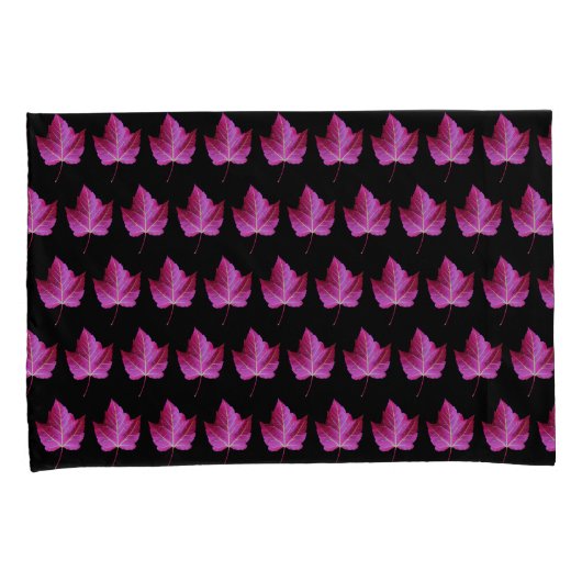 Red Autumn Maple Leaf Pattern on Black Floral 枕カバー (正面右)
