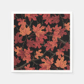 Red Autumn maple leaves on black スタンダードカクテルナプキン (正面)