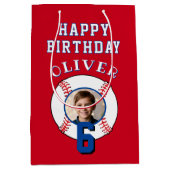 Red Baseball Ball Kids Birthday Photo ミディアムペーパーバッグ (正面)